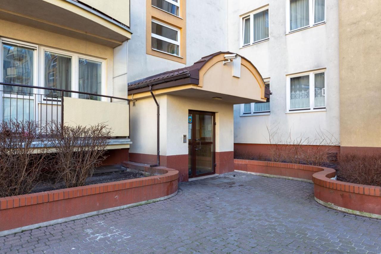 Mokotow Apartment Bluszczanska By Noclegi Renters Warszawa Eksteriør bilde